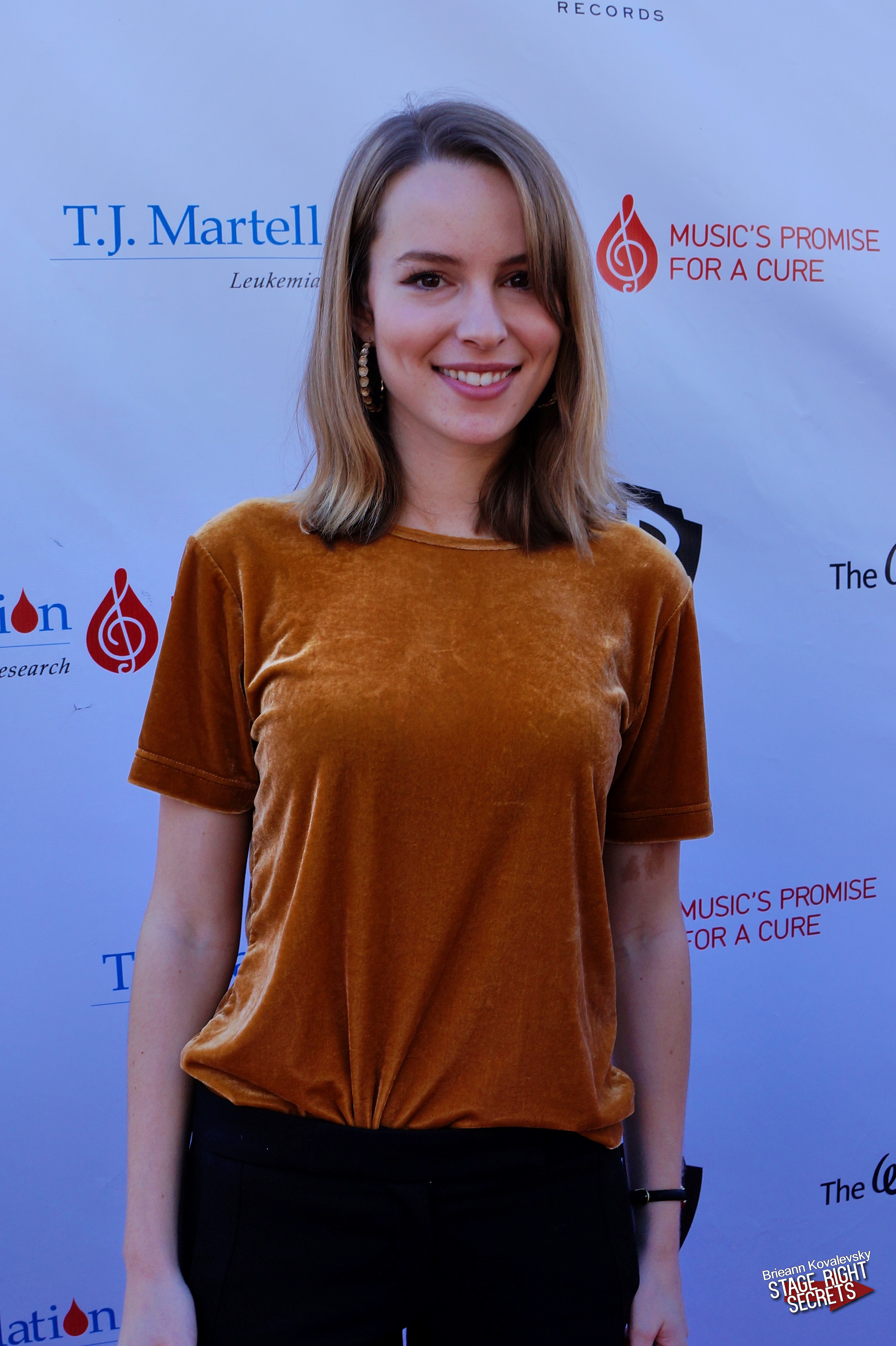 bridgit mendler – Stage Right Secrets