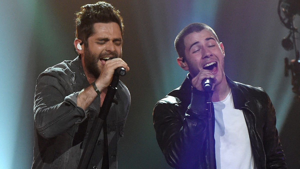 CMT Crossroads Recap: Nick Jonas and Thomas Rhett Edition - Stage Right Secrets
