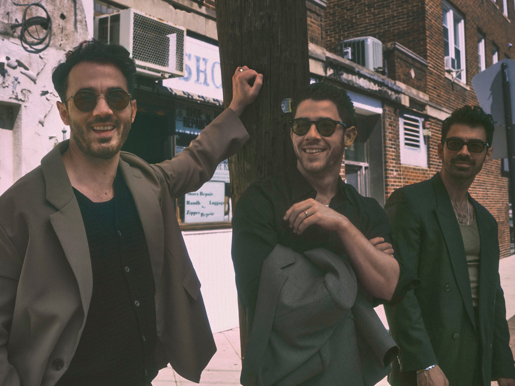 Jonas Brothers Greetings From Your Hometown Concert Review